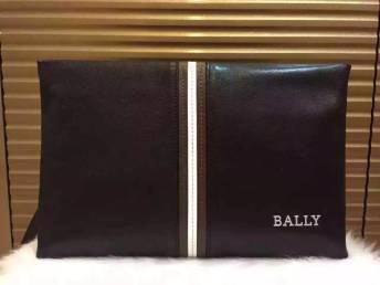 引領時尚風潮 廣州工廠直供進口品質(zhì)普達拉男士公文包超越品質(zhì)期待